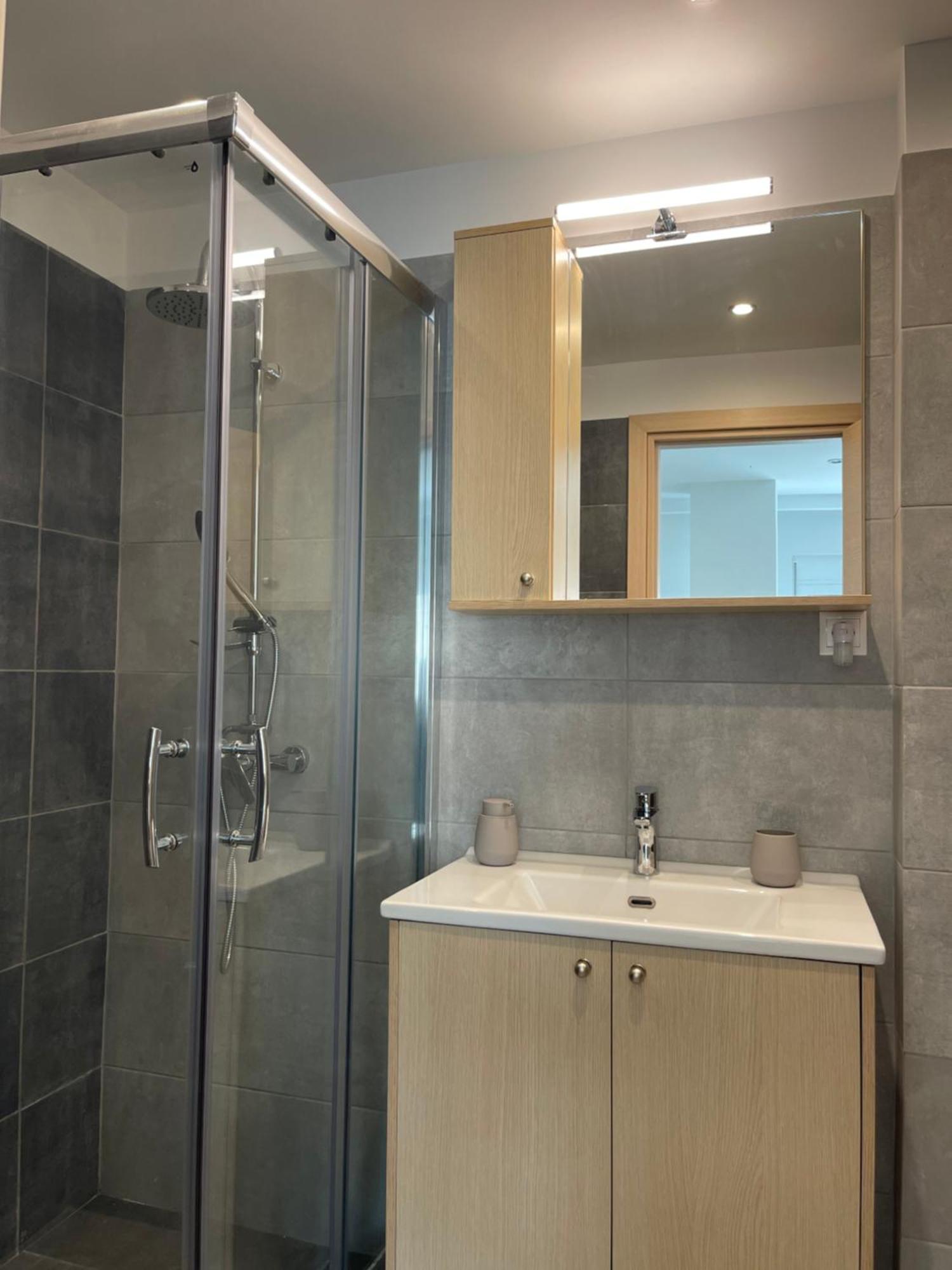 Athenian Modern 2Bd Apt Next To Metro And Archaeological Museum Exterior photo